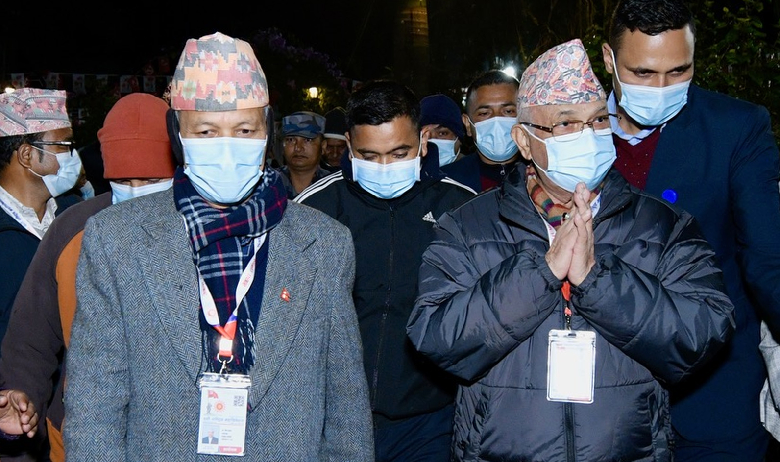 अध्यक्षमा ओलीले ४०० मत ल्याउँदा रावलले ल्याए ४२