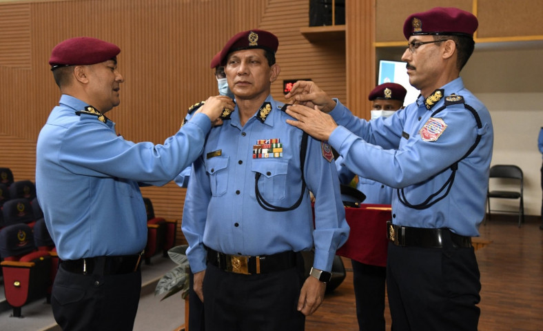 प्रहरी महानिरीक्षकमा धिरजप्रताप सिंह नियुक्त