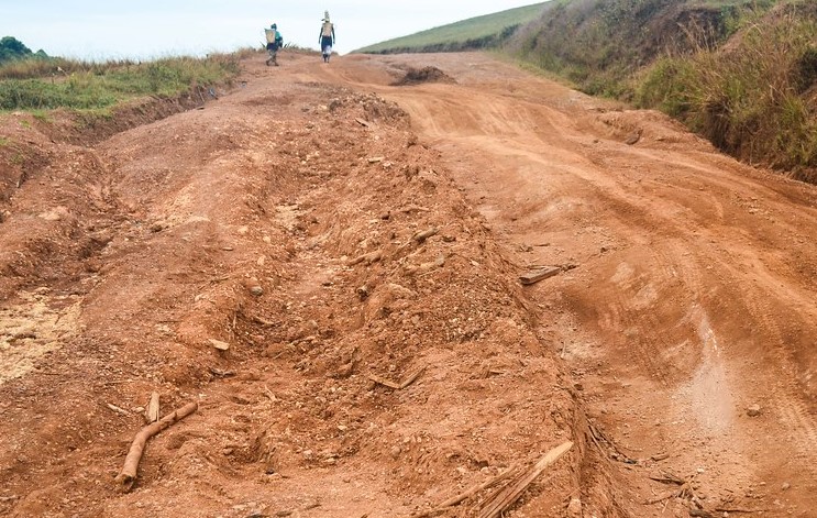 असारदेखि भदौ मसान्तसम्म सडक खन्न नपाइने