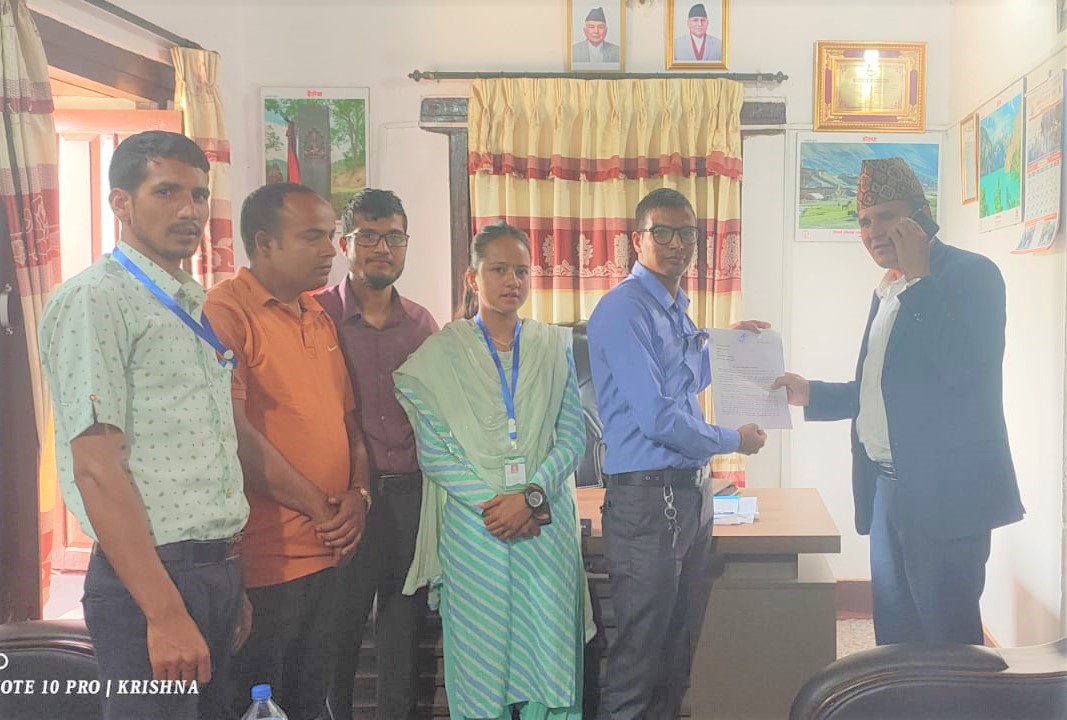 भ्रष्ट्राचार नियन्त्रण गर्न प्रधानमन्त्रीलाई बास दैलेखको ज्ञापनपत्र